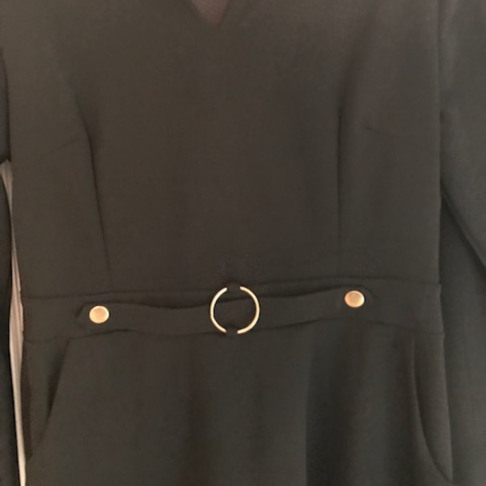 Dress - Picture 3 of 3